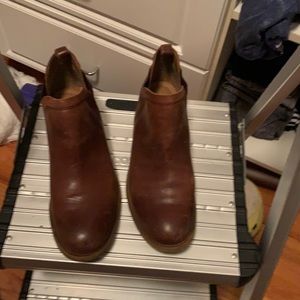 Soffit Barely worn booties